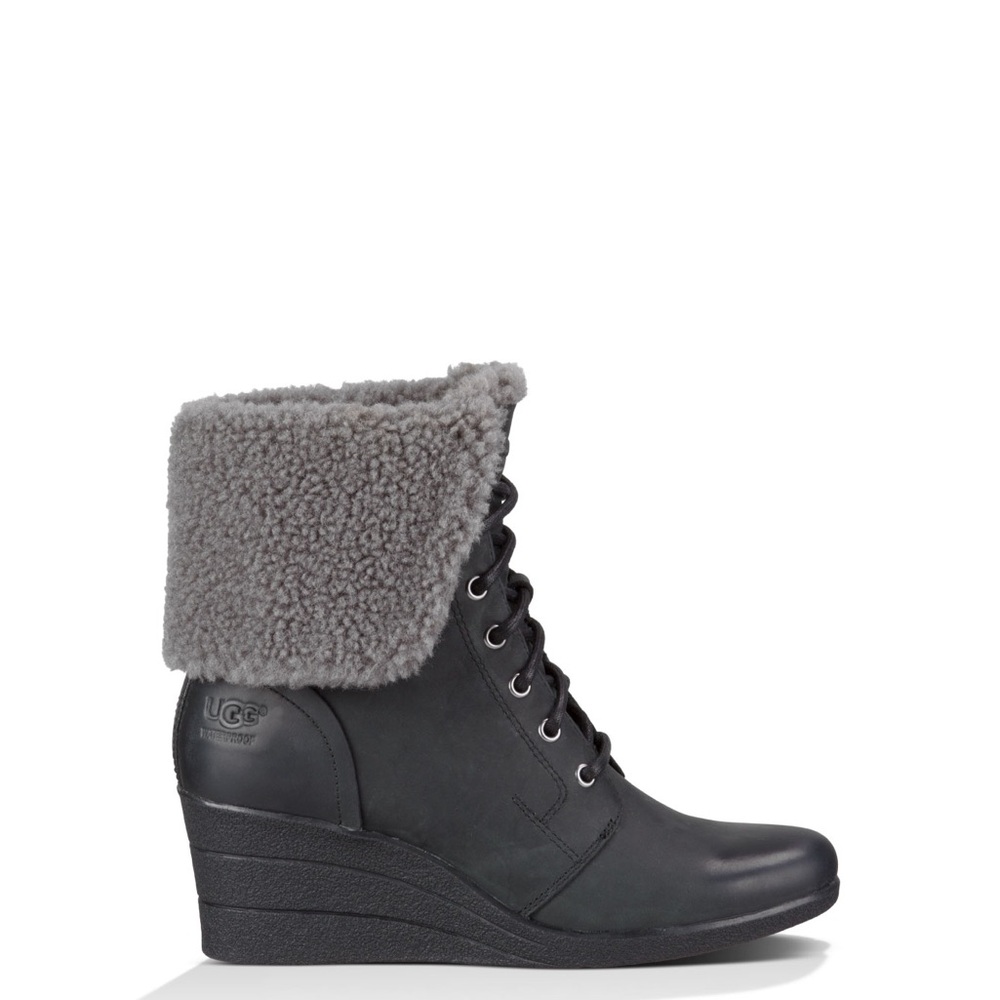 Ugg Zea Shearling Wedge Lace Up Waterproof Boots Size 8.5